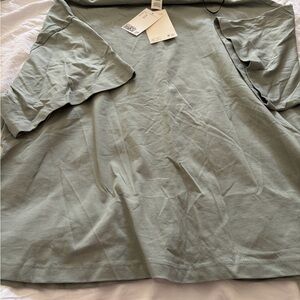 H&M Light Green Short Sleeve Top